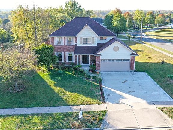 2nd image of 2396 Valle Greene Dr