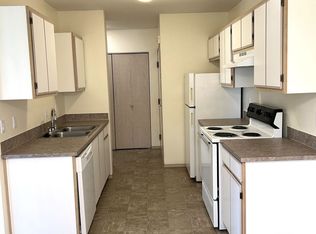 1802 N Pine St #109-C201, Canby, OR 97013