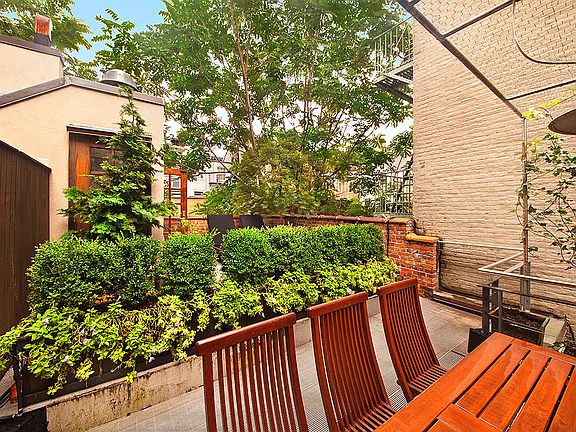 4th image of 117A Charles St #A
