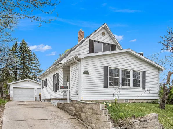 902 Branch St, Ionia, MI 48846
