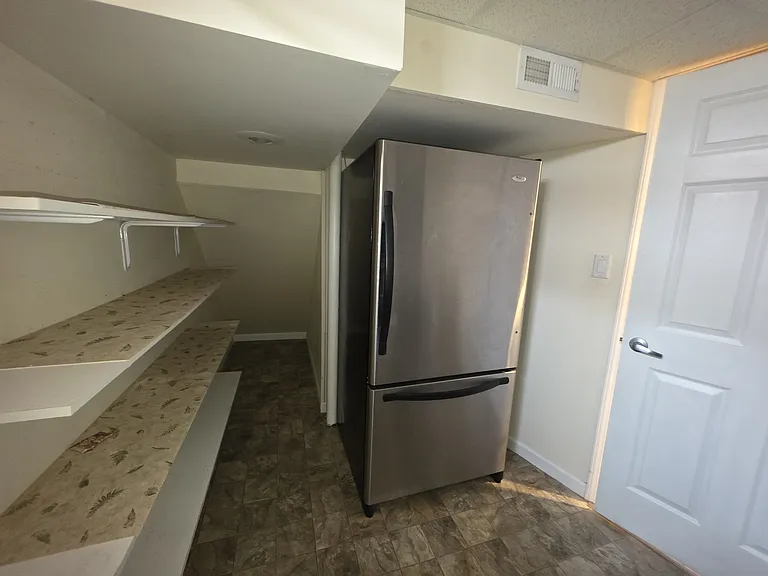 5845 Plainfield St — Photo 25