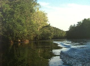 Cotton Rd, Sparta, TN 38583