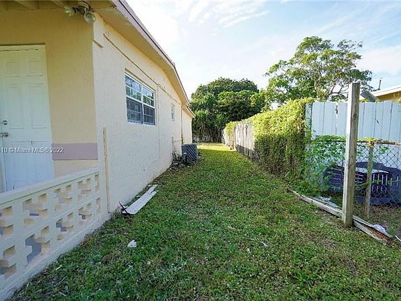 2nd image of 1219 NW 15th Ave #1219