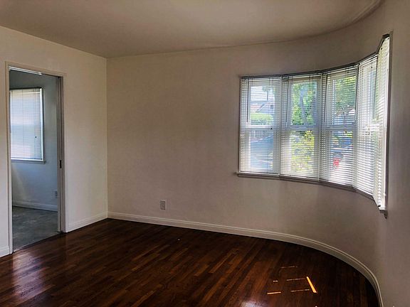 4th image of 1242 26th St APT A
