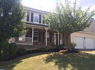 7048 Hearth Ln, Macungie, PA 18062
