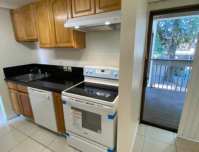 39968 Fremont Blvd — Photo 9