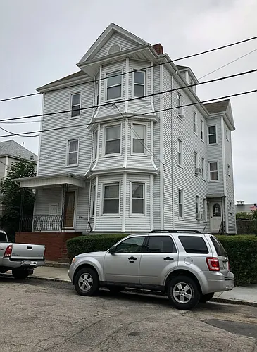100 Hall St Photo 1