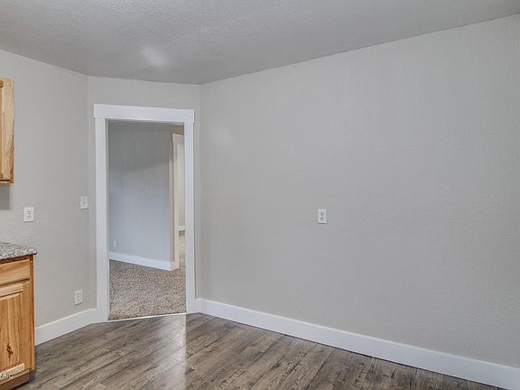 4th image of 175 Creekview Dr