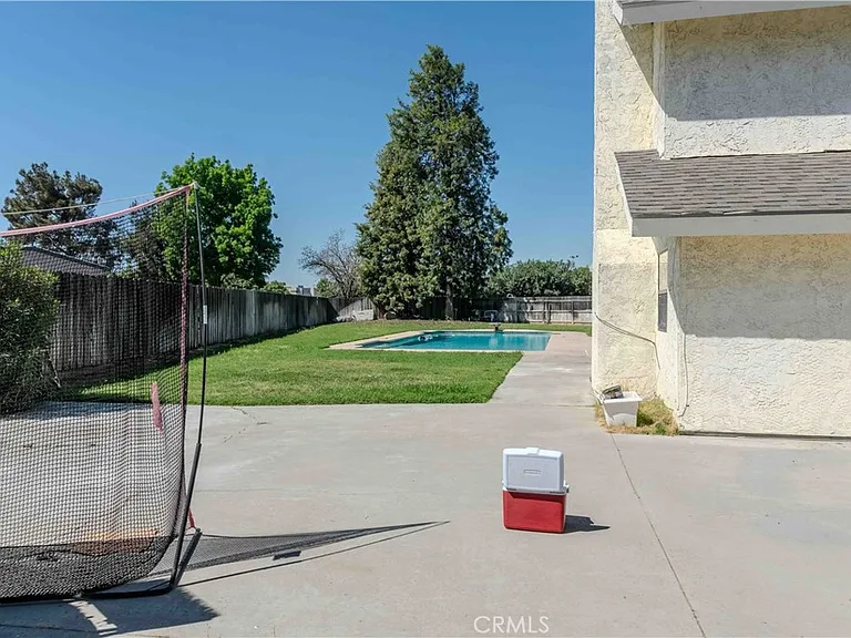 3809 Hanford Ave — Photo 48