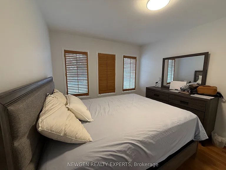 22 Rochefort Dr — Photo 22
