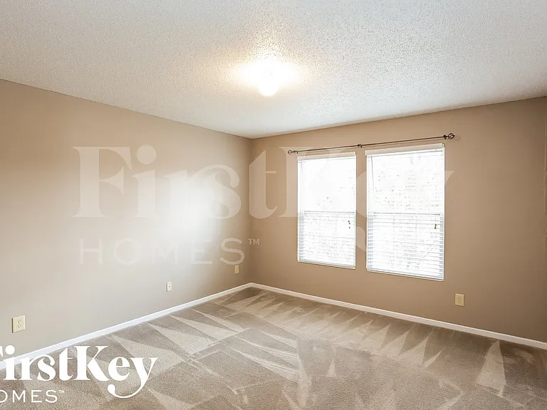 11657 Presidio Dr — Photo 10