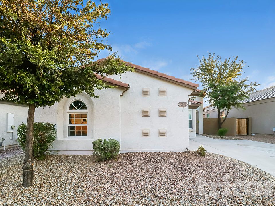 1st image of 30266 W Earll Dr