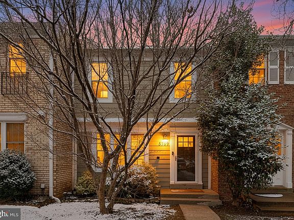 2nd image of 5769 Heritage Hill Dr