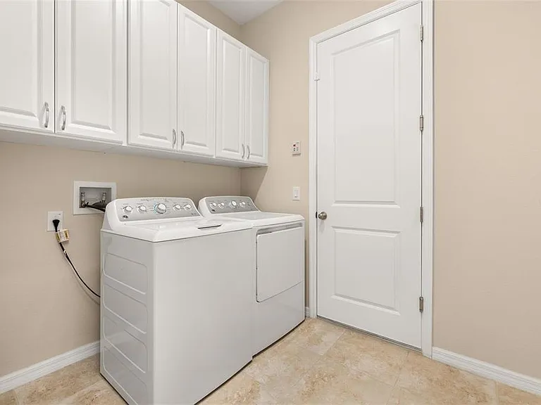 1855 Flora Pass Pl — Photo 21