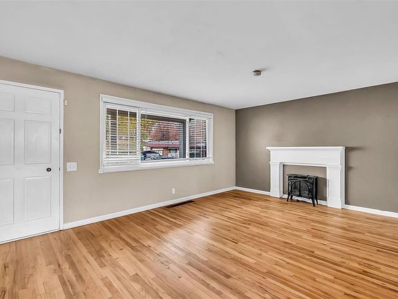 5th image of 1544 Chesley Dr