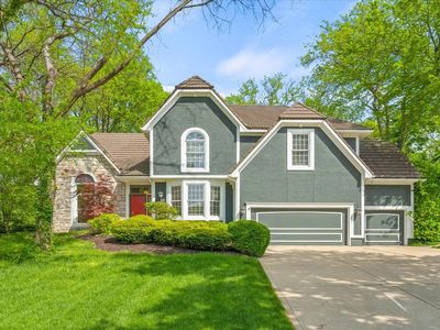 7821 Oakview Ln, Lenexa, KS, 66216