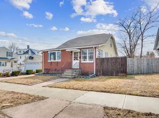 12 Dwight Pl, East Haven, CT 06512