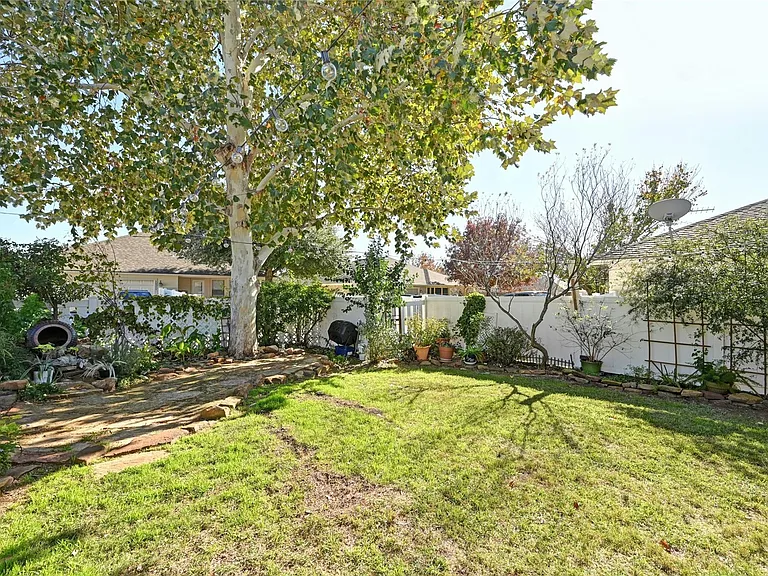 932 Great Sand Dunes Ave — Photo 24