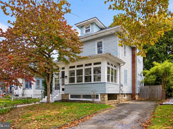 225 Woodbine Ave, Westville, NJ 08093