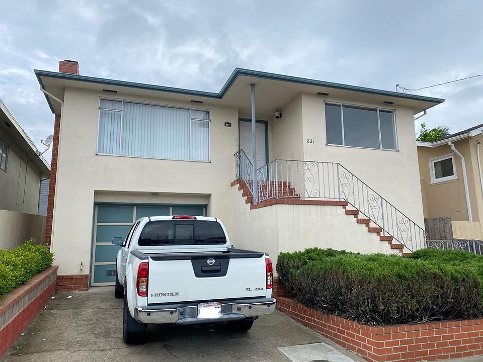 1st image of 821 Linden Ave