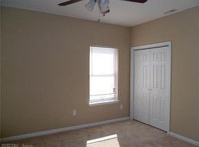 2nd image of 939 Douglas Ave