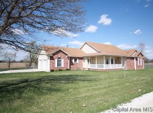 7080 Noelsch Ln, Virginia, IL 62691
