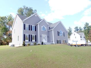 19 Mallard Rd, Windham, NH 03087