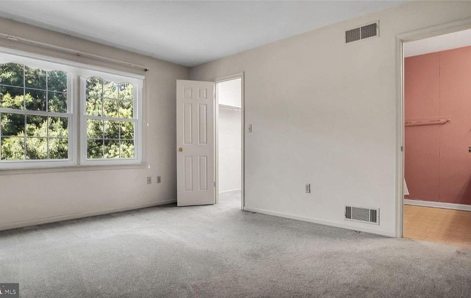 1st image of 4133 Nantucket Dr