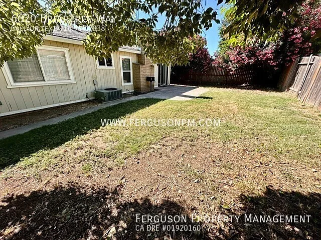6620 Briartree Way — Photo 13