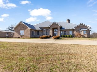 555 Randall Hitchcock Rd, Rock Island, TN 38581