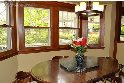 5th image of 1135 Fox Hill Dr