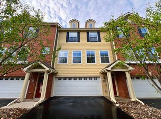 10283 Bleeker St, Woodbury, MN 55129