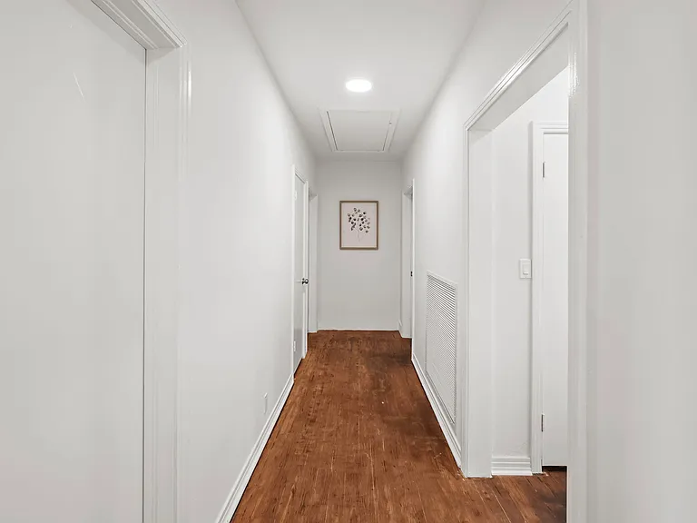 Crill Ave — Photo 9