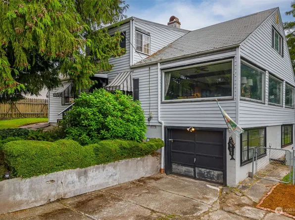 7911 E Maple Street, Port Orchard, WA 98366