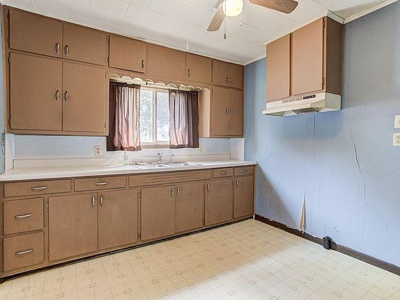 5th image of 330 McKinley Ave
