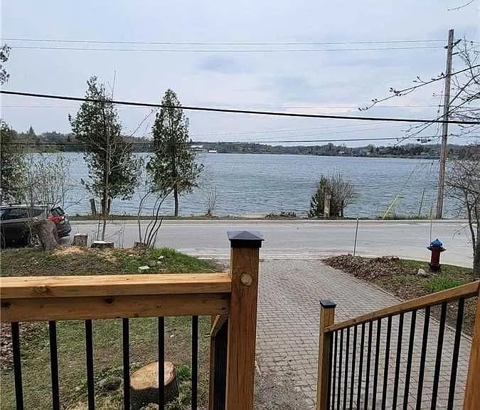 5749 Lakeshore Rd #1 — Photo 23