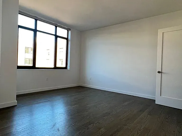 125 Parkside Ave #6J — Photo 7