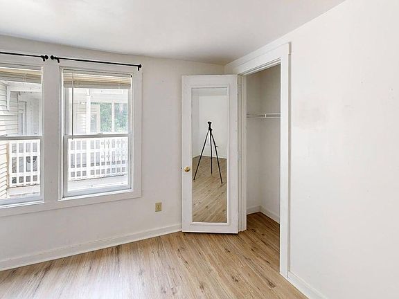 4th image of 120 Main St APT 6