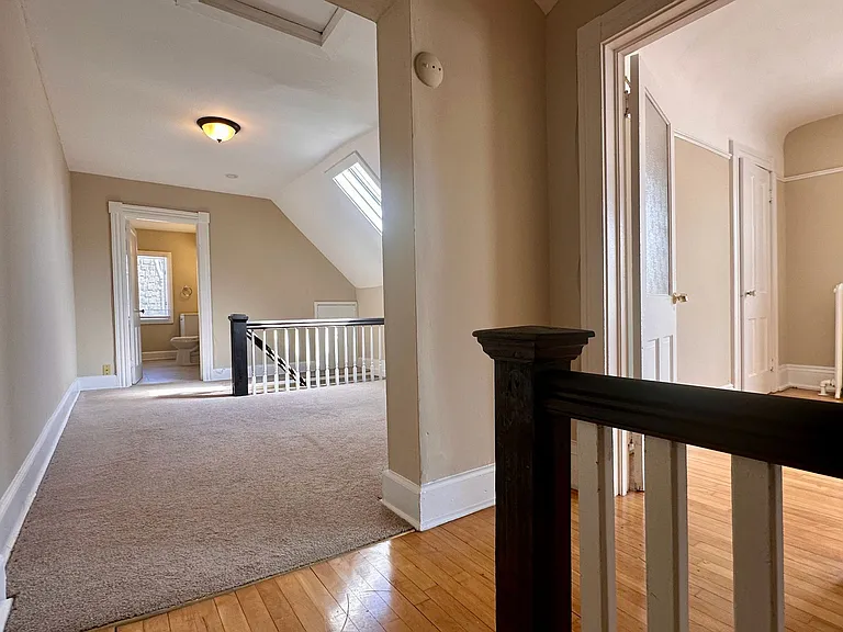 2216 E Ivanhoe Apartments — Photo 11