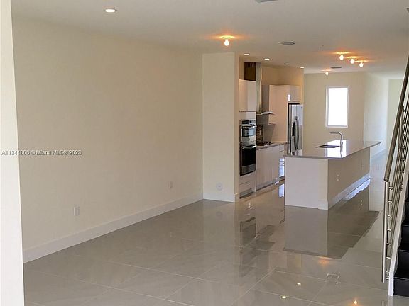 3rd image of 10280 NW 63rd Ter APT 202