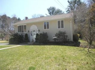 21 Harvard St, Pembroke, MA 02359