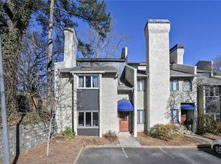 806 Roswell Landings Dr, Roswell, GA 30075