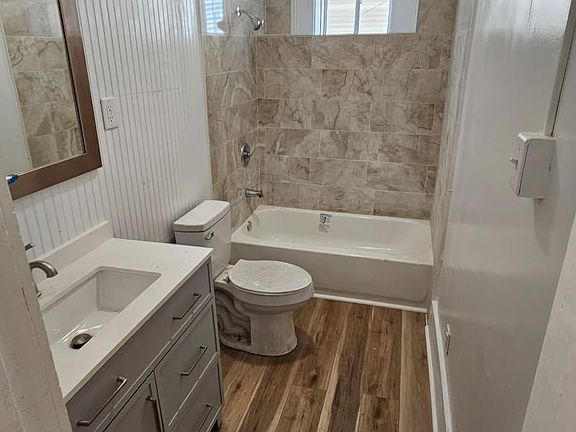 4th image of 503 E Walnut St #A