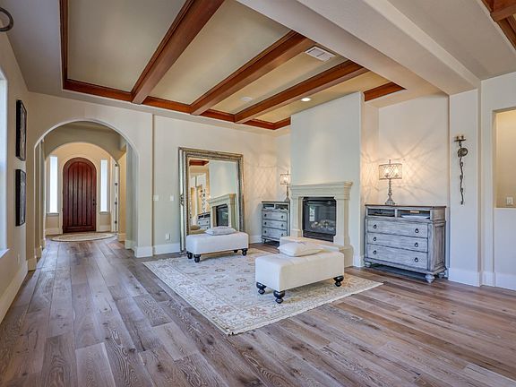 4th image of 8611 San Lucas Cir