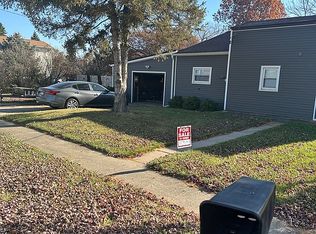 115 E 1st St, Cedar Point, IL 61316