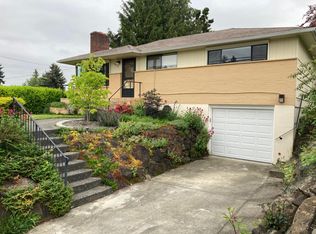 10412 Crestwood Dr S, Seattle, WA 98178
