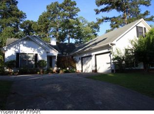 1342 Sawyer Ct, Hope Mills, NC 28348