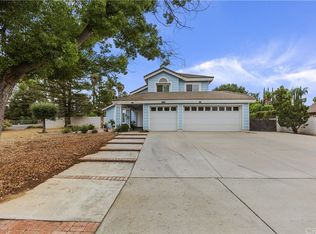 7904 Woodland Dr, Riverside, CA 92506