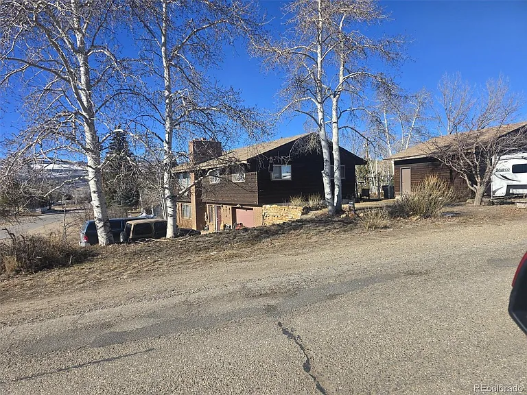 613 Central Ave — Photo 17