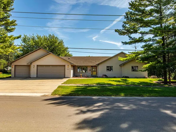 906 31st Ave, Monroe, WI 53566